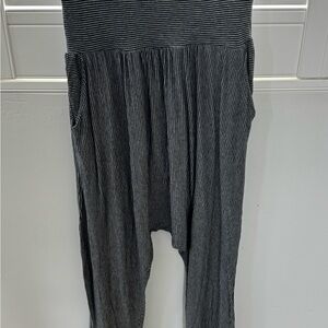 Storia Grey Striped Pants